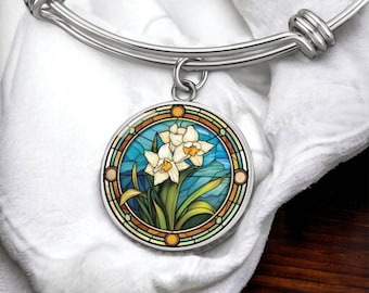 Narcissus Bracelet, Personalized December Birth Month Flower Jewelry, Engraved Floral Charm Pendant Valentines & Mothers Day Gift For Her
