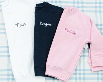 Crewneck Sweatshirt // Kinder Sweatshirt, Baby Name, besticktes Sweatshirt für Kinder, benutzerdefinierte Kleinkind Sweatshirt, personalisierte Name, Jugend