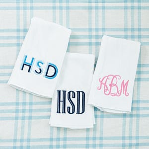 Trifold Burp Cloth // Cotton Burp Cloth, Monogrammed Burp Cloth, Personalized Cloth, Baby Shower Gift, Custom Embroidered Burp Cloth
