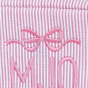 Seersucker-påse med motiv // Duschgåva, Allt-påse, Sminkväska, Necessär med monogram, Tillbaka till skolan, Barnväska bild 4