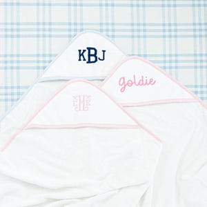 Checkered Edge Hooded Towel Set // Monogrammed Towel, Baby Hooded Towel, Personalized Hooded Towel, Baby Bath Towel, Baby Boy or Girl