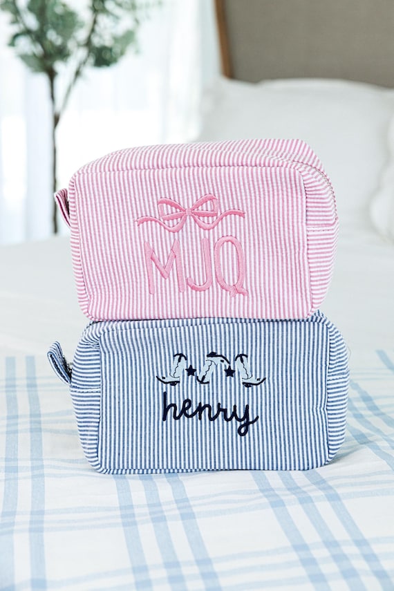 Seersucker Pouch with Motif // Shower Gift, Everything Bag, Makeup Bag, Cosmetic Bag, Monogrammed Toiletry Bag, Back To School, Kids Bag