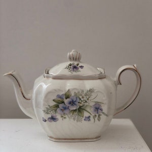 Vintage Sadler Purple Floral Cube Teapot, Purple White Pansies Flowers Tea Vessel,  Vintage English Tea Set