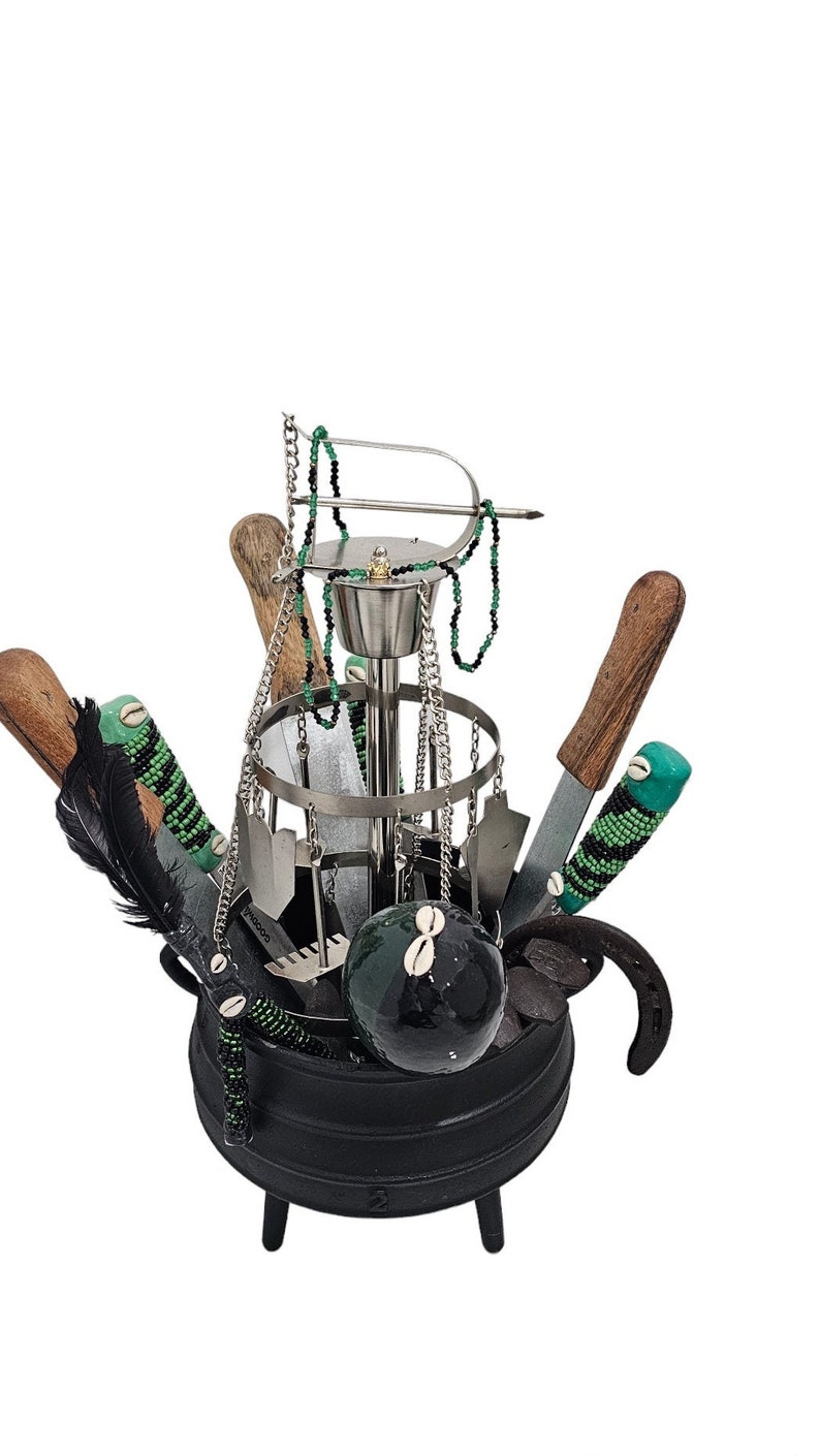 Combo de ogun / set of oggun /Herramientas de oggun / ogun tools / ogun de cabecera / caracol de ogun / Santeria Ogun Oricha / cuchillo image 1