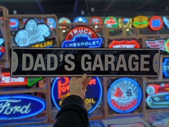 Dad's Garage Metal Street Sign Father's Day Gifts for Dad From Kids Garage  Signs for Men Housewarming Gifts for Him Gifts for Grandpa Uncle , Garage  Gifts For Men 