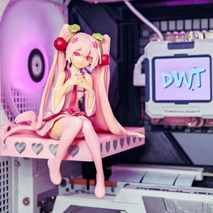 Heart PC Figure Platform - 120mm, 140mm - PC Fan Cover - 3D Printed Gaming Computer Figurine Shelf