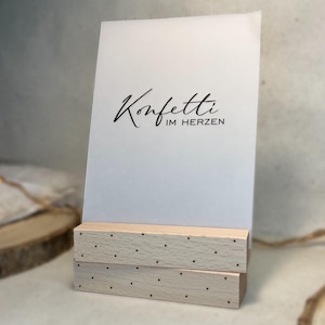 Kartenhalter Holz mit Pünktchen Gravur – Tischkartenhalter modern – Fotogeschenk handgemacht – Deko Geschenk – Fotohalter minimalistisch