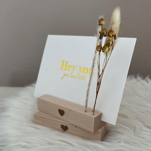 Kartenhalter aus Holz für Trockenblumen – Blumenleiste Deko Kartenständer mit Herz für Hochzeit, Tischdeko – Foto Geschenke Handgemacht