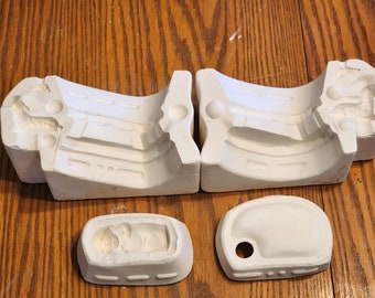 Vintage Slip Cast Mold- Ceramic- Baby Jesus and a Lamb