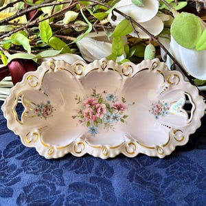 Różowy porcelanowy koszyk lub solniczka słowiańska Bohemia Floral Decorative ręcznie malowana 24-karatowym złotem oryginalnym przez Haas & Czjzek 1960-1965