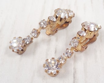 Glamorous 1960s Vintage Sparkling Clear Rhinestone Clip-On Earrings