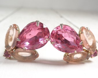 Vintage Rose Pink Glass Clip On Earrings