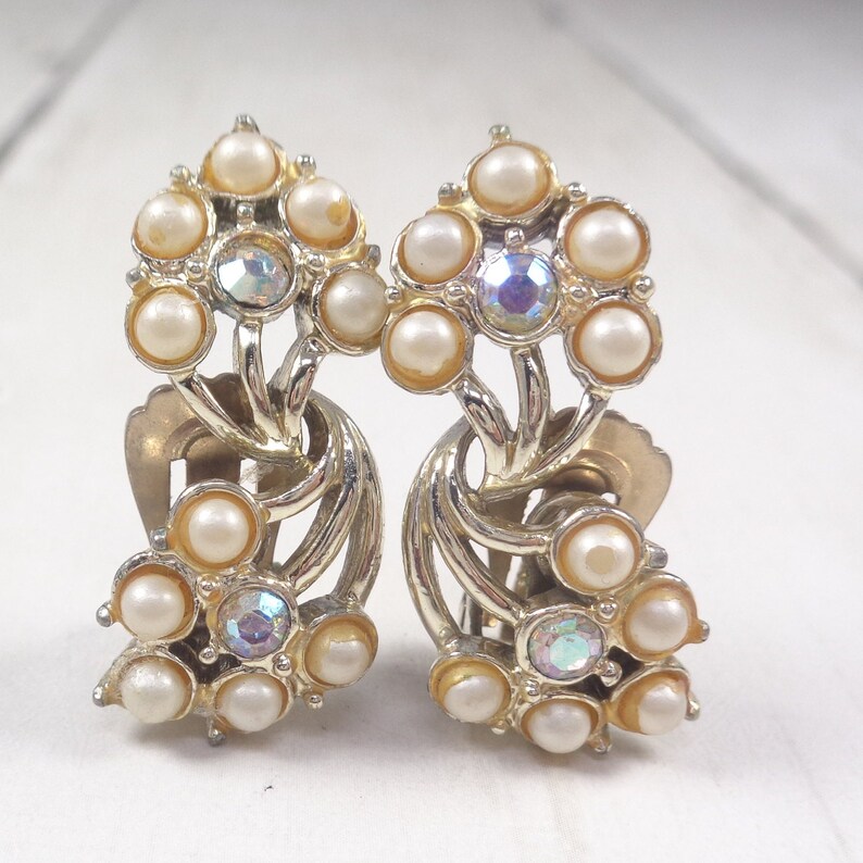 Vintage 1960s Jewelcraft Gold Tone Faux Pearl and Aurora Borealis Clip On Earrings image 1