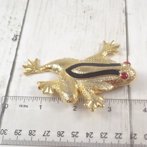 Very Large Vintage Frog/Toad Brooch, Unusual, Gold Tone, 70s Statement Pin image 8