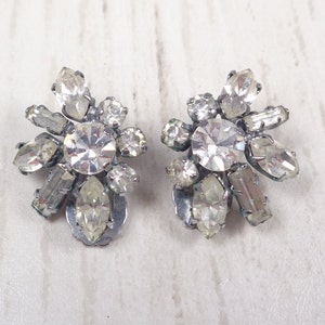 1960s Vintage Silver Tone Clip-On Earrings with Clear Rhinestones Timeless Elegance for Every Occasion image 2