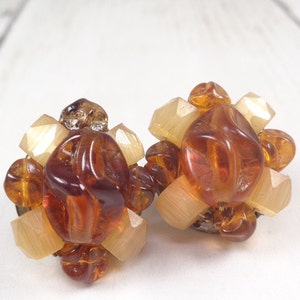 Vintage 1960s Honey Tones Cluster Bead Clip On Earrings. West Germany. image 2