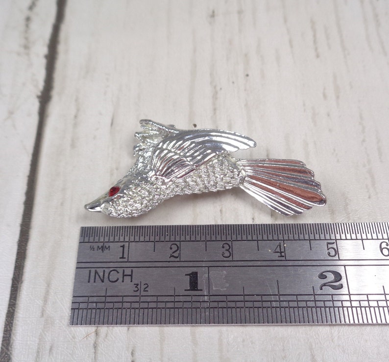 Enchanting Signed Vintage Sarah Coventry Silver-tone 'Early Bird' Brooch Wren/Sparrow Bird Brooch image 9