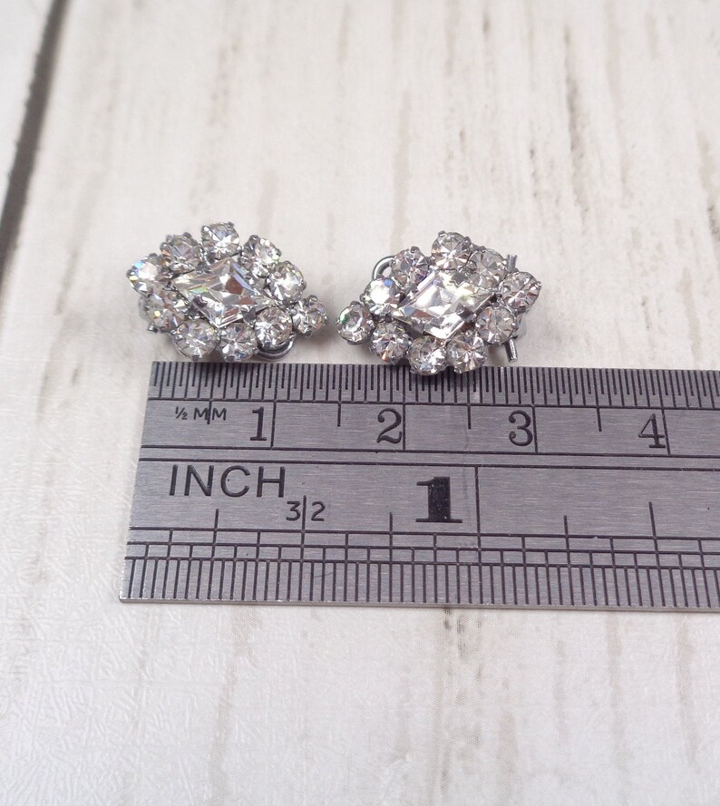 Small 1950s Vintage Silver Tone Clip-On Earrings with Clear Sparkling Rhinestones image 4