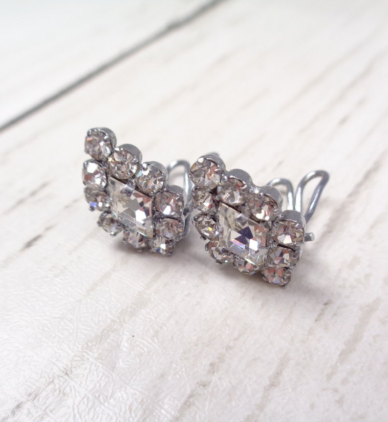 Small 1950s Vintage Silver Tone Clip-On Earrings with Clear Sparkling Rhinestones image 6