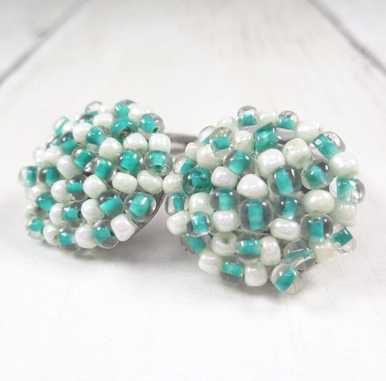 Vintage 1960s Mint Green and White Bead Clip On Earrings image 2