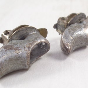 Vintage 50s Dutch Clog Clip On Earrings. Silver Tone Clog Earrings. Unusual. image 4
