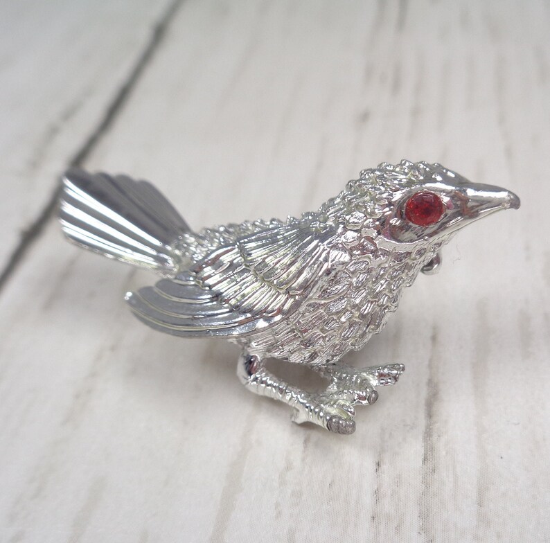 Enchanting Signed Vintage Sarah Coventry Silver-tone 'Early Bird' Brooch Wren/Sparrow Bird Brooch image 6