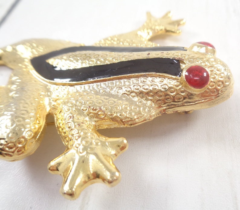 Very Large Vintage Frog/Toad Brooch, Unusual, Gold Tone, 70s Statement Pin image 3