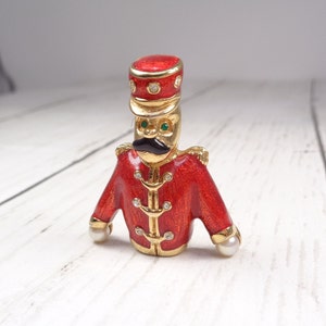 Quality Vintage Gold-Plated Nutcracker Brooch by Designer Keyes Enamel, Faux Pearl and Crystal image 8