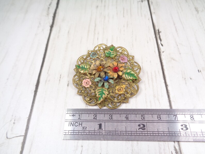 Czech Floral Filigree Circle Brooch 1920s Vintage with Enamel-Painted Flowers and Coloured Glass Beads. image 3