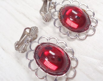 Elegant Vintage Red Glass Drop Clip-On Earrings