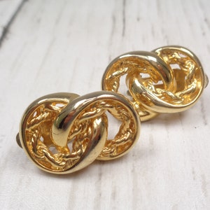 Elegant Vintage Gold-tone Clip-on Earrings Chain/Link Design image 2