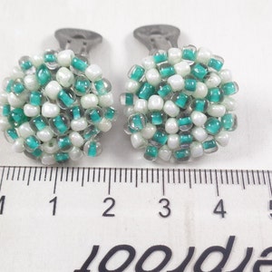 Vintage 1960s Mint Green and White Bead Clip On Earrings image 4