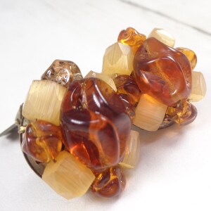 Vintage 1960s Honey Tones Cluster Bead Clip On Earrings. West Germany. image 3