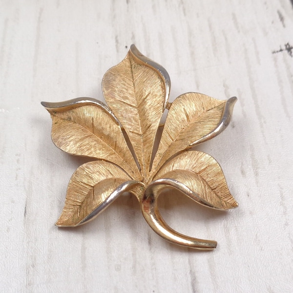 Signed Trifari Maple Leaf Brooch - Vintage 1960s Gold-Tone - elegant and Understated