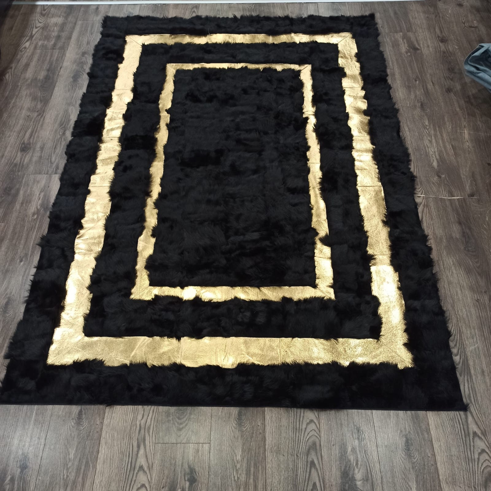 Luxury Large Black Gold Wool Living Room Rug 6X8 Sheepskin Etsy