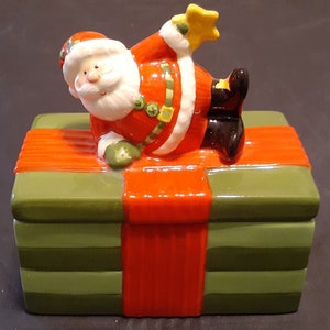 Fitz & Floyd &quot;Holiday Folk&quot; Lidded Box