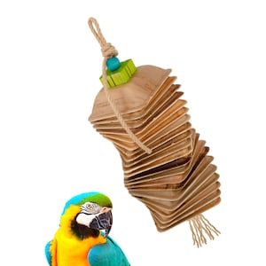 Parrot Palm Shredder™ | Large bird toy made of natural palm leaves and bird-safe woods