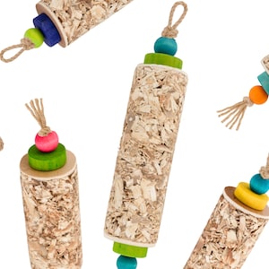 Parrot Palm Gnaw Blocks: Natural Palm Leaf Bird Shredders - Set of 2