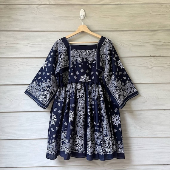 blue bandanna dress Retro Stage Blue & White Tie-Dye Halter Neck Midi Dress main image 1