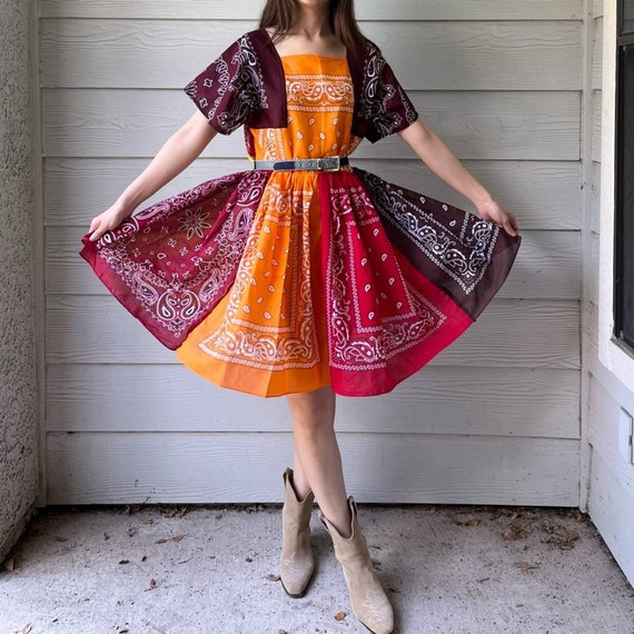 open lace back dress Floral Bandana Print Maxi Dress