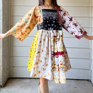 Handgemachtes Bandana Kleid SKU 64838 Cowgirl Sonnenblume Texas Boots Western Cowboy