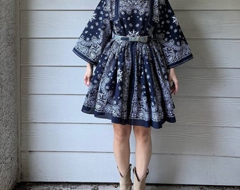 blue bandanna dress Vintage 1930s Blue Floral Cape Sleeve Day Dress