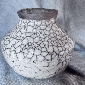 Raku vase | unique gift | housewarming gift | gift for her | Japanese art