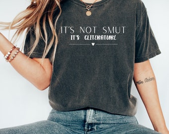 Koszulka Its Not Smut Koszulka Spicy Reader Koszulka Book Lover Koszulka Book Boyfriend Koszulka Funny Reading Koszulka Reading Merch Merch Booktok Koszulka Smuttybook