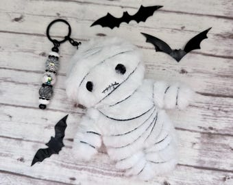 Mummy Haunt Ghoul Fright Scare Halloween Gothic Plush Keychain or Bag Clip