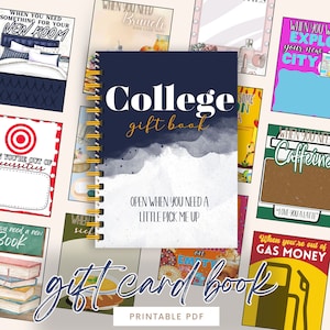 K&ouml;nnte beinhalten: Ein druckbares College-Geschenkbuch mit einem blauen und wei&szlig;en Aquarellhintergrund. Das Buch hat eine Spiralbindung und den Text "College gift book" und "Open when you need a little pick me up". Das Buch ist von kleineren Karten mit verschiedenen Themen umgeben, wie z. B. "When you need something for your new room", "When you need brunch", "When you're out of gas money", und "When you need caffeine".