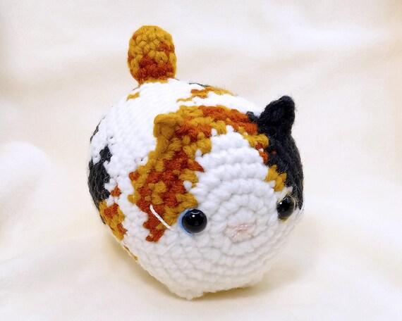 Japanese Bobtail Loaf Cat * Amigurumi Crochet Plush * Finished