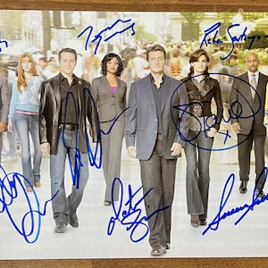 Castle full cast signed autographed 8x12 inch photo + COA