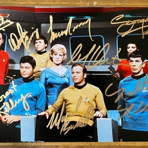 Casting complet de Star Trek 1966, photo dédicacée dédicacée de 20 x 30 cm + certificat d'authenticité