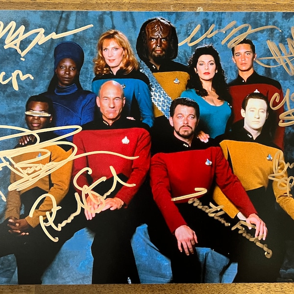 Star Trek The Next Generation full cast signed autographed 8x12 inch photo + COA